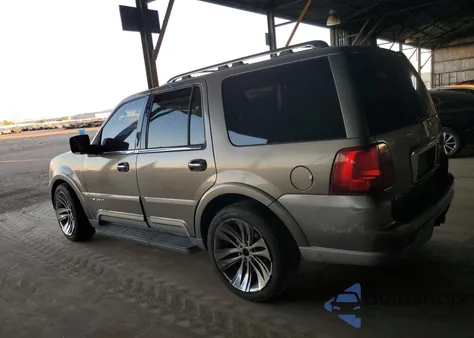 2004 Lincoln Navigator из США, поврежденный, VIN 5LMFU28R84LJ26701